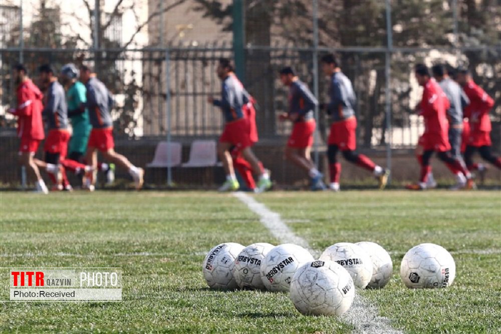 مجوز فعالیت 35 مدرسه فوتبال در قزوین