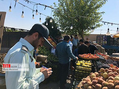 دستفروشان منطقه سه شهرداری قزوین ساماندهی شدند