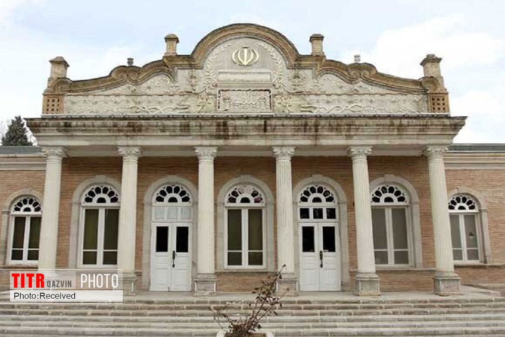 شهرداری قزوین به دوران قاجار برگشته است / تقاضا داریم شهرداری قزوین تحت عنوان ناحیه به شهرداری محمدیه الحاق شود