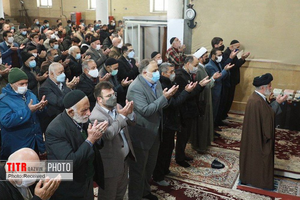 حضور مردم اقبالیه در نماز جمعه پررنگ‌تر از سایر شهرهای استان است