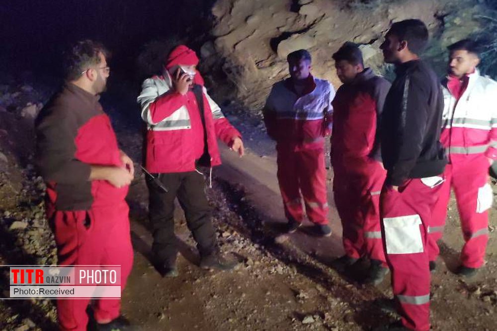 نجات چهار کوهنورد گرفتار شده در ارتفاعات تلاتر