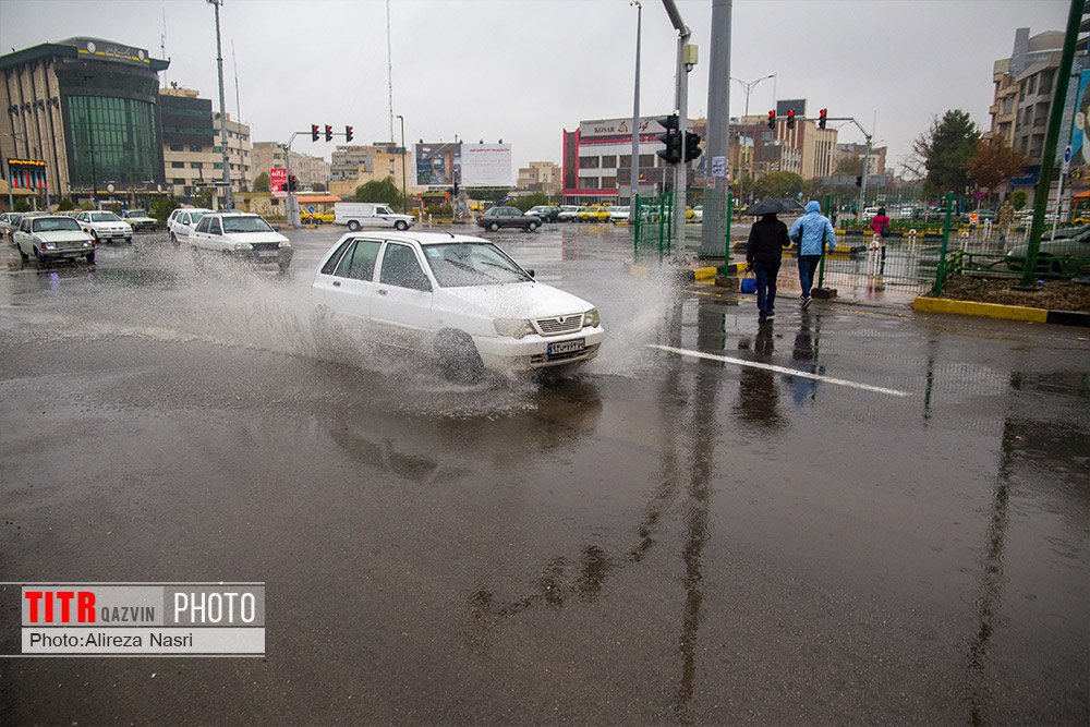 بارش باران و رعد و برق در قزوین برای امروز هم ادامه دارد
