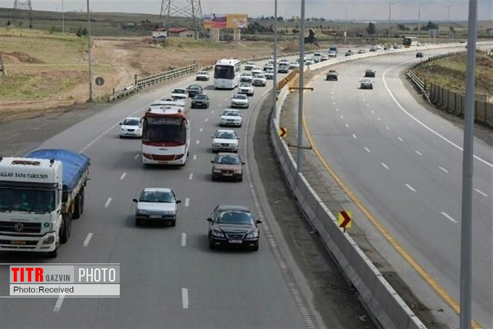 عبور بیش از 6 میلیون 800 هزار دستگاه خودرو از راه‌های استان قزوین