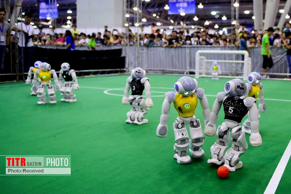 تیم رباتیک دانشگاه بین‌المللی امام‌خمینی (ره) نایب قهرمان شد